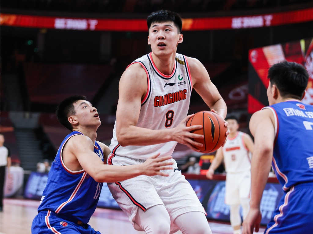 了许多控球 了许多控球